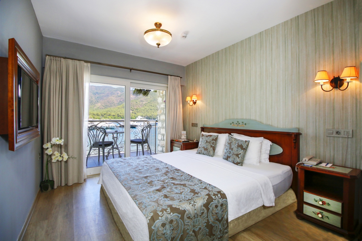 Standart Deniz Manzaralı Oda